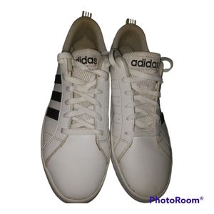 Adidas Tennis shoes